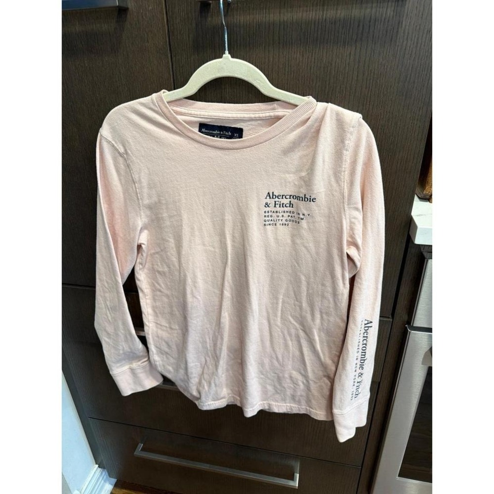 Abercrombie & Fitch soft tee long sleeve size XS